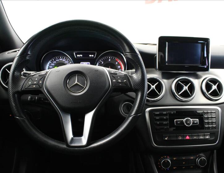 Mercedes-Benz CLA 28