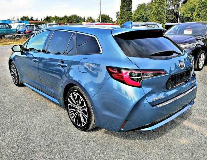 Toyota Corolla 6