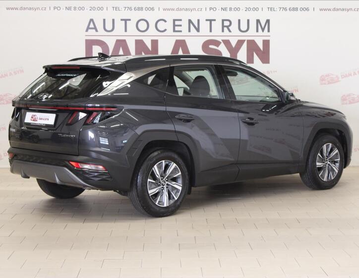 Hyundai Tucson 4