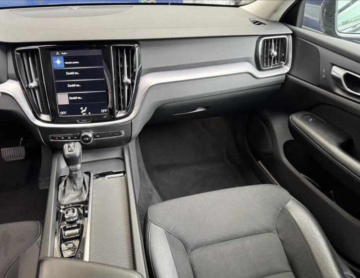 Volvo V60 37