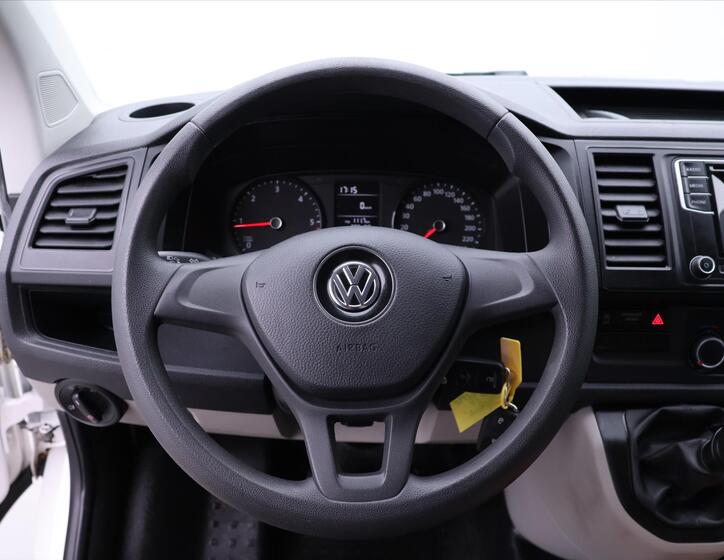 Volkswagen Transporter 16