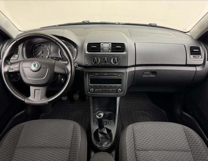 Škoda Roomster 7