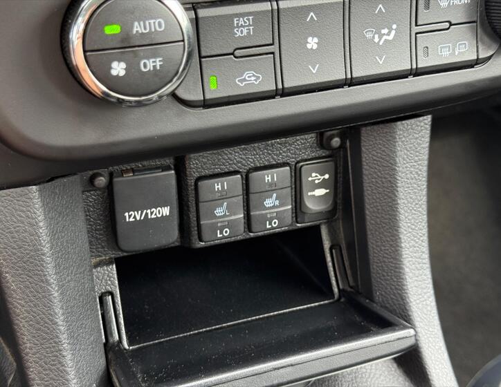 Toyota Corolla 16