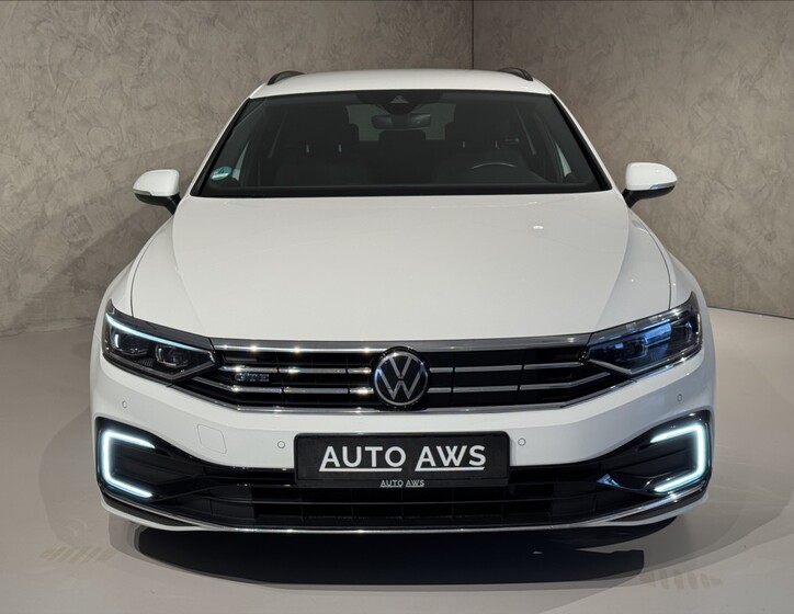 Volkswagen Passat 2