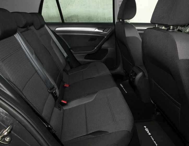 Volkswagen Golf 12
