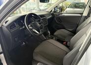 Volkswagen Tiguan 7