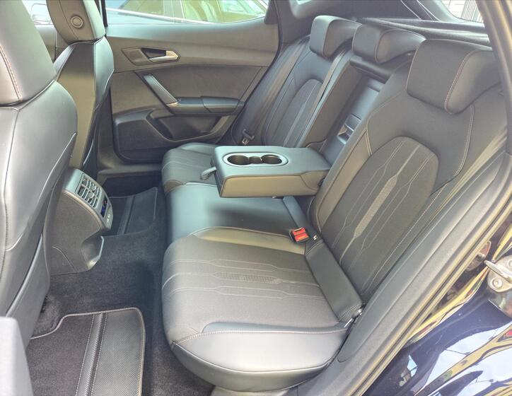 Cupra Formentor 10