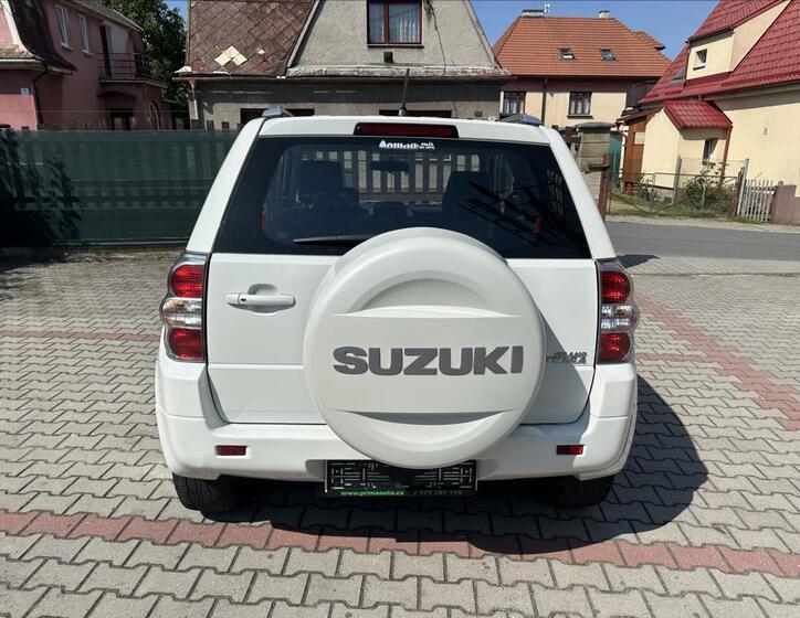 Suzuki Grand Vitara 6