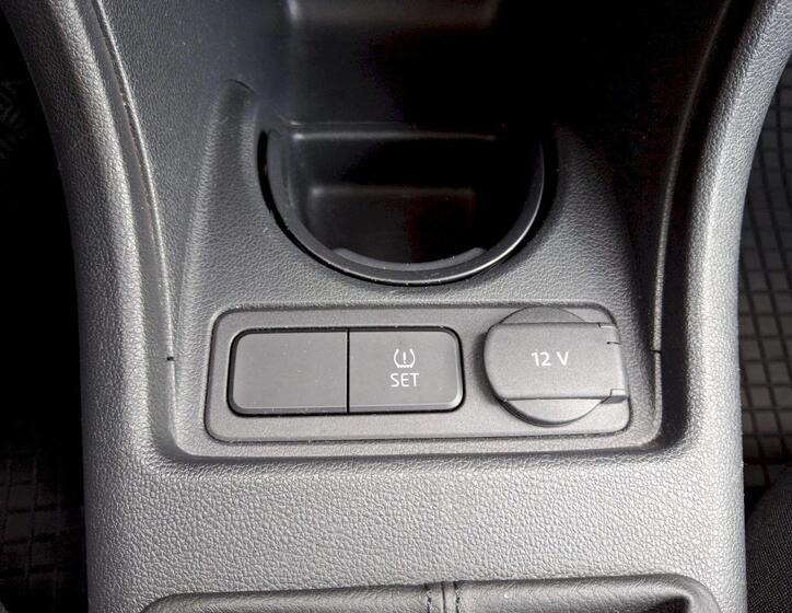 Volkswagen up! 19