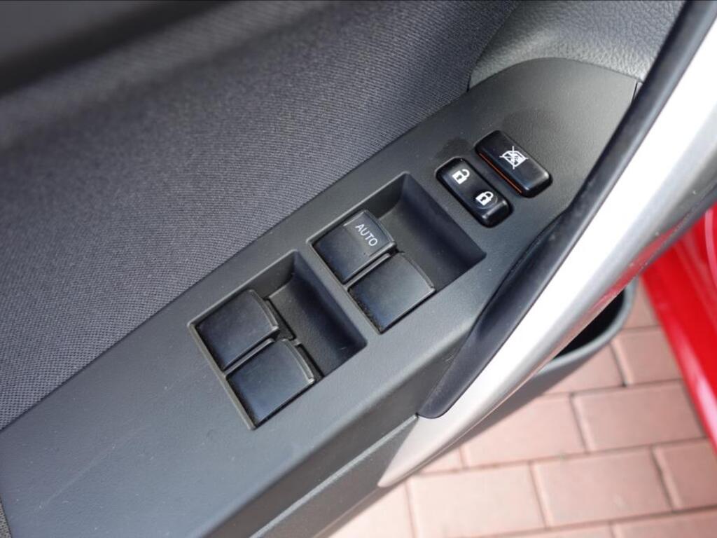 Toyota Auris 16