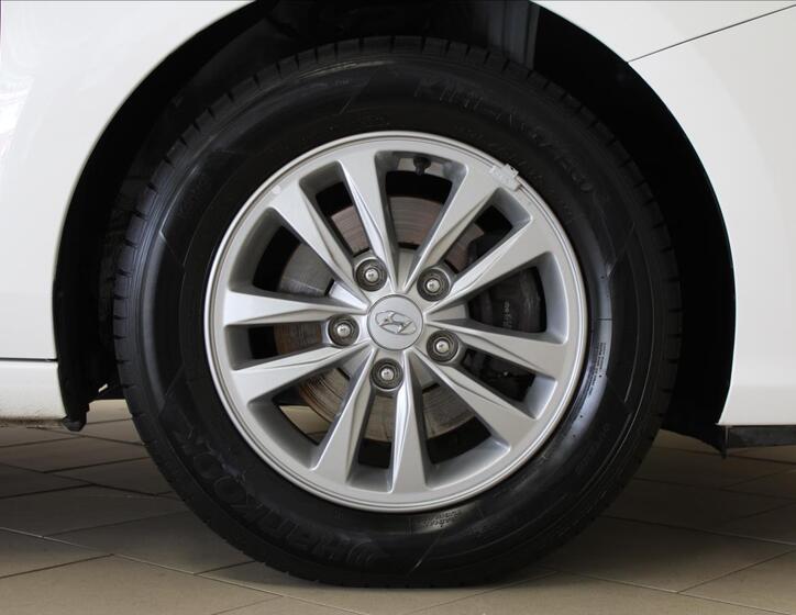 Hyundai i30 28