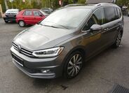 Volkswagen Touran 1