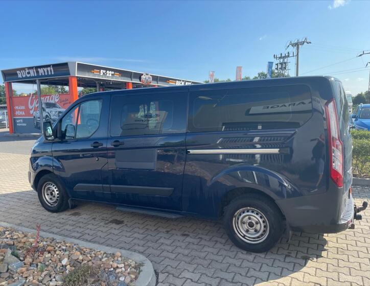 Ford Tourneo Custom 3