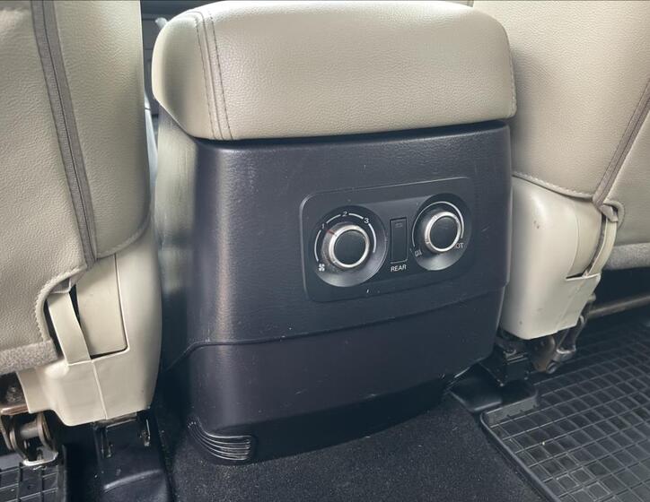 Mitsubishi Pajero 19