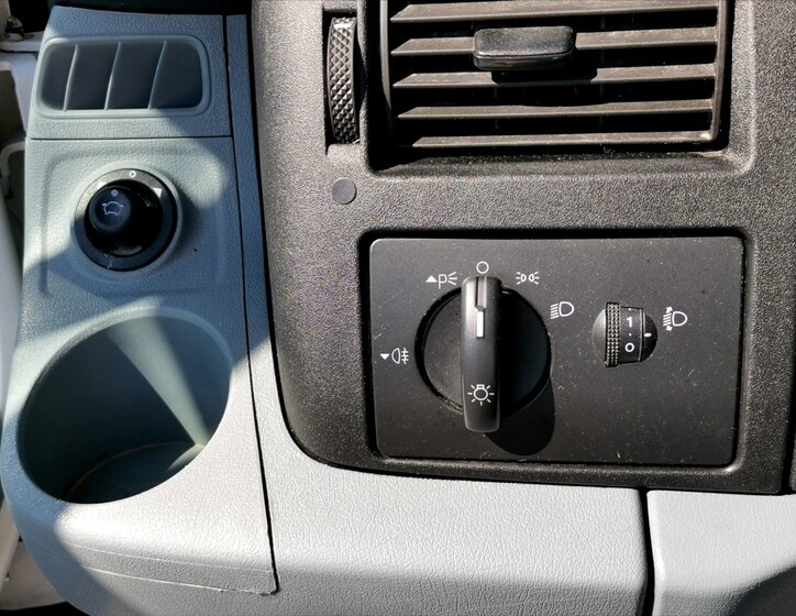 Ford Transit 12