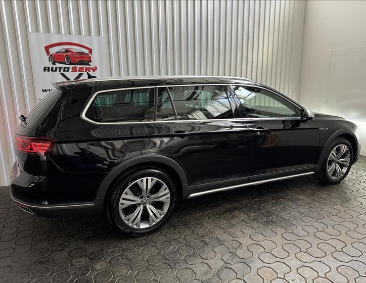 Volkswagen Passat 9