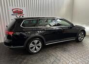 Volkswagen Passat 9