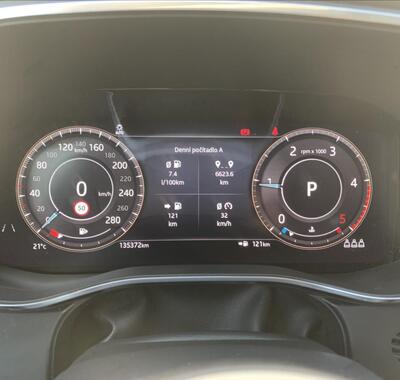 Jaguar F-Pace 20