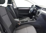 Volkswagen Passat 12