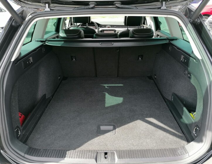Volkswagen Passat 30