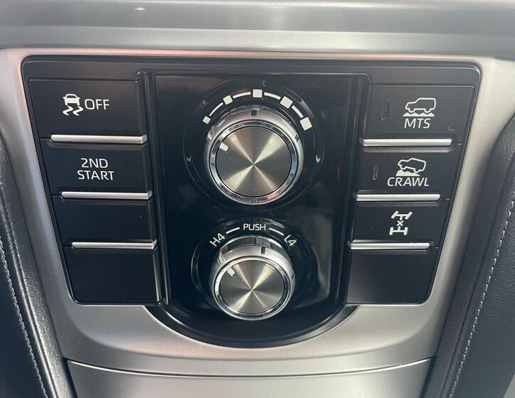 Toyota Land Cruiser 21