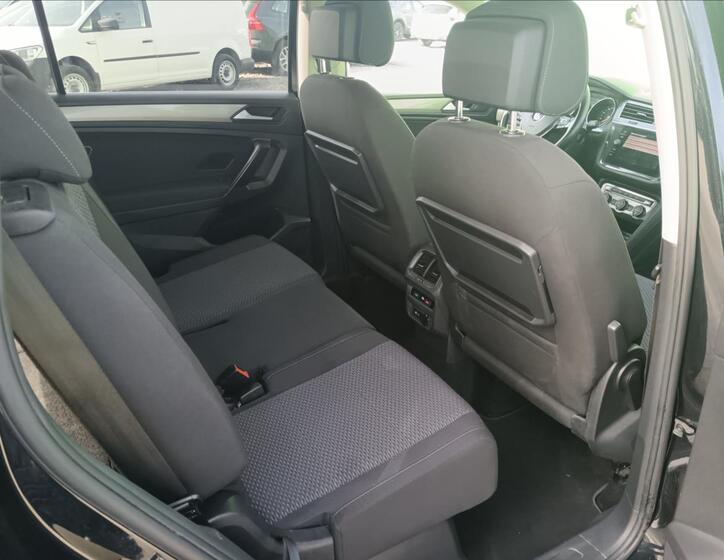 Volkswagen Tiguan 33