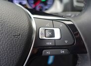 Volkswagen Golf 23