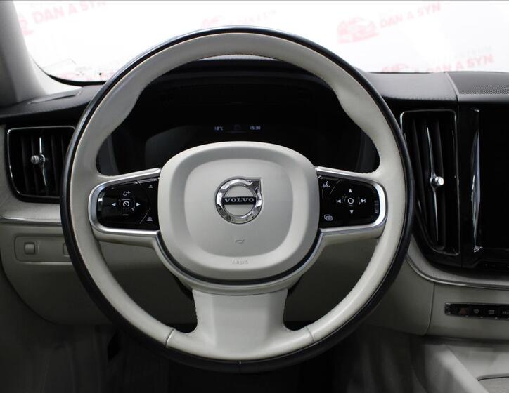 Volvo XC60 17