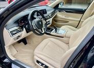 BMW Řada 7 11