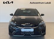 KIA Ceed 1