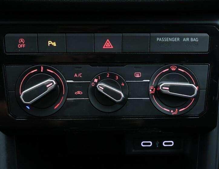 Volkswagen T-Cross 26
