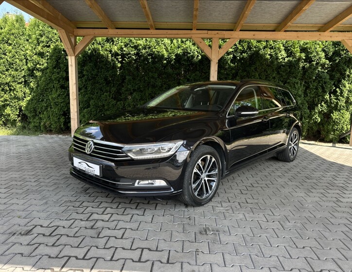 Volkswagen Passat 1
