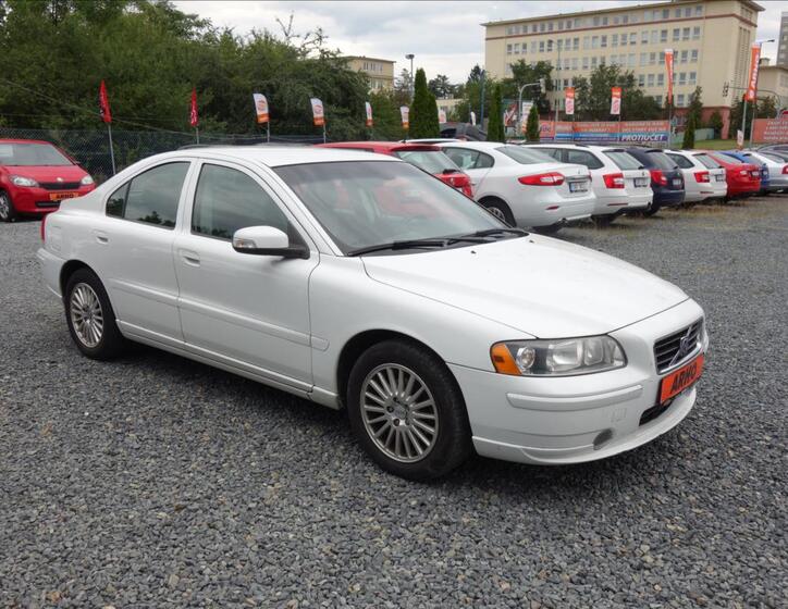 Volvo S60 1
