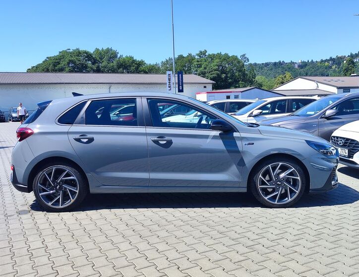 Hyundai i30 4