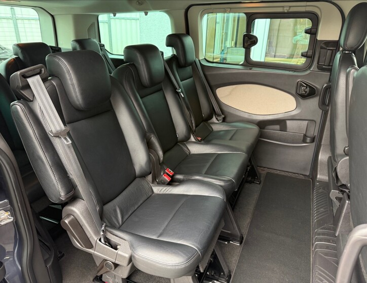 Ford Tourneo Custom 20