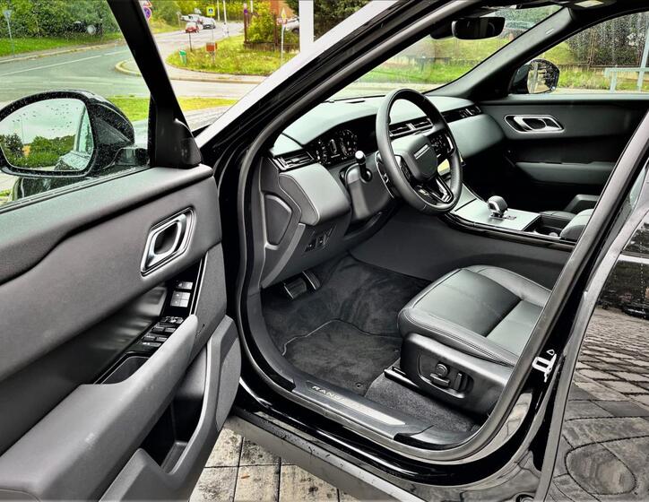 Land Rover Range Rover Velar 12