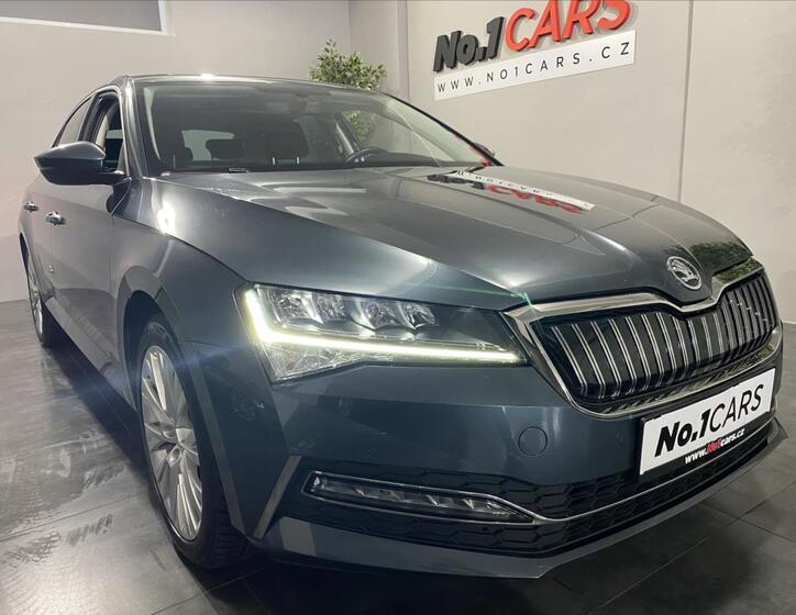 Škoda Superb 32