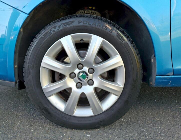 Škoda Roomster 8