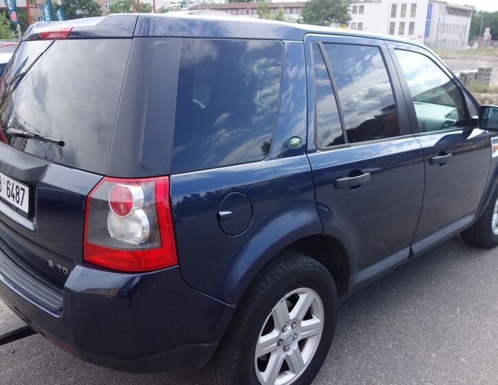 Land Rover Freelander 6