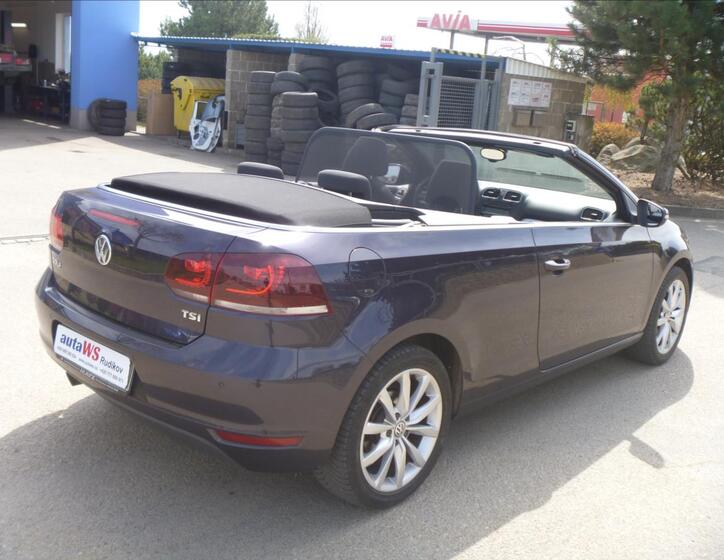 Volkswagen Golf 10