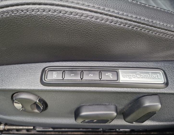 Volkswagen Passat 33