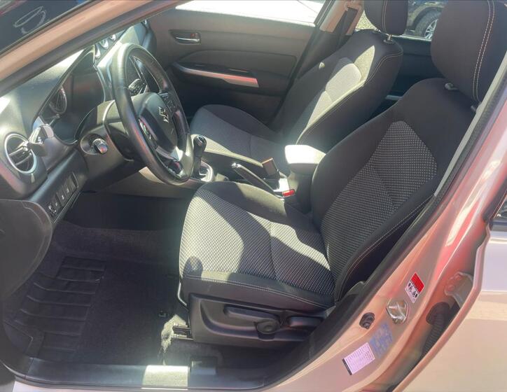 Suzuki Vitara 11