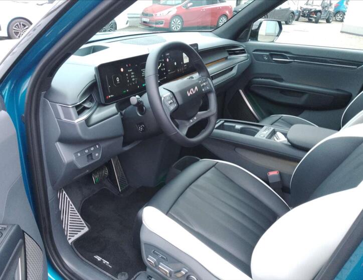 KIA EV9 6