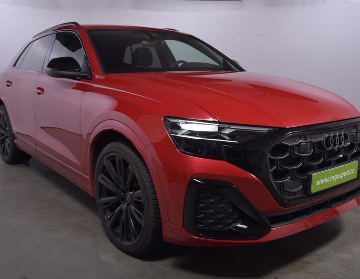 Audi Q8 7