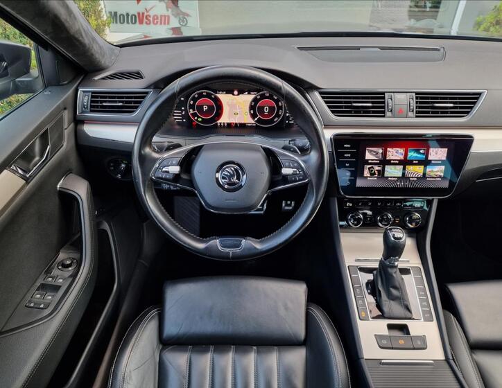Škoda Superb 12