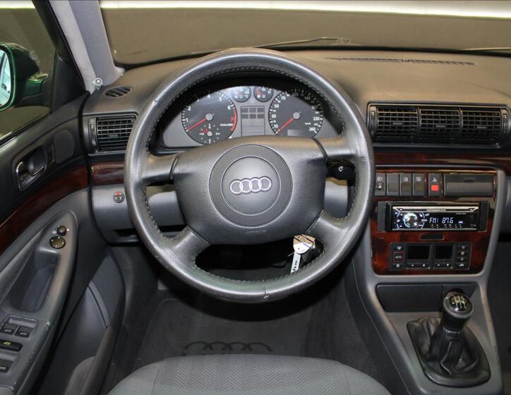 Audi A4 21