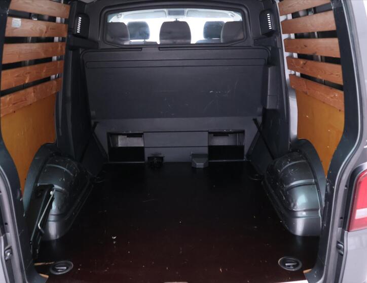 Volkswagen Transporter 10