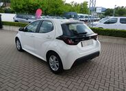 Toyota Yaris 4