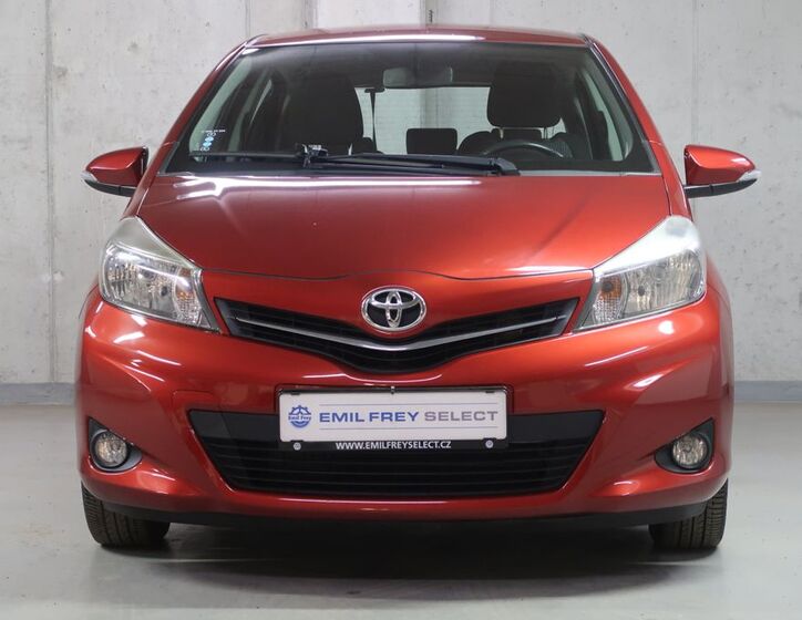 Toyota Yaris 2