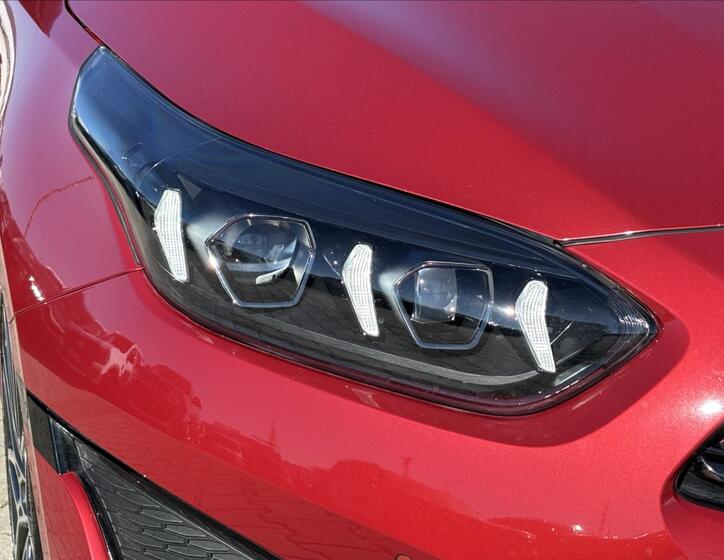 KIA ProCeed 9